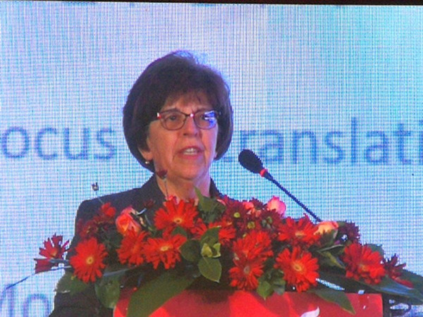 Louise Morgan女士.jpg