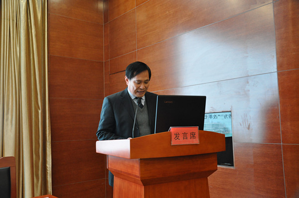 桓台县人民医院院长李立新作报告