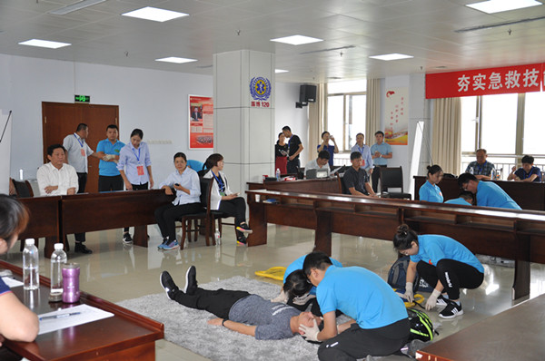 创伤急救固定搬运2