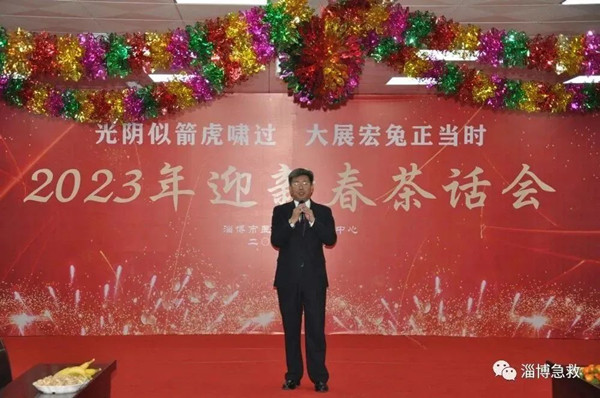 4.房主任独唱《我和我的祖国》